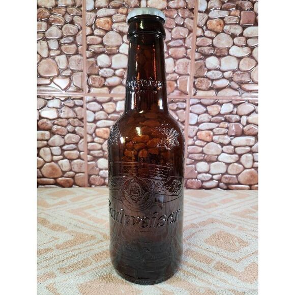 Budweiser Dale Earnhardt Jr Car King Pitcher 15" Glass Beer Bottle 64oz Embossed - Picture 4 of 7